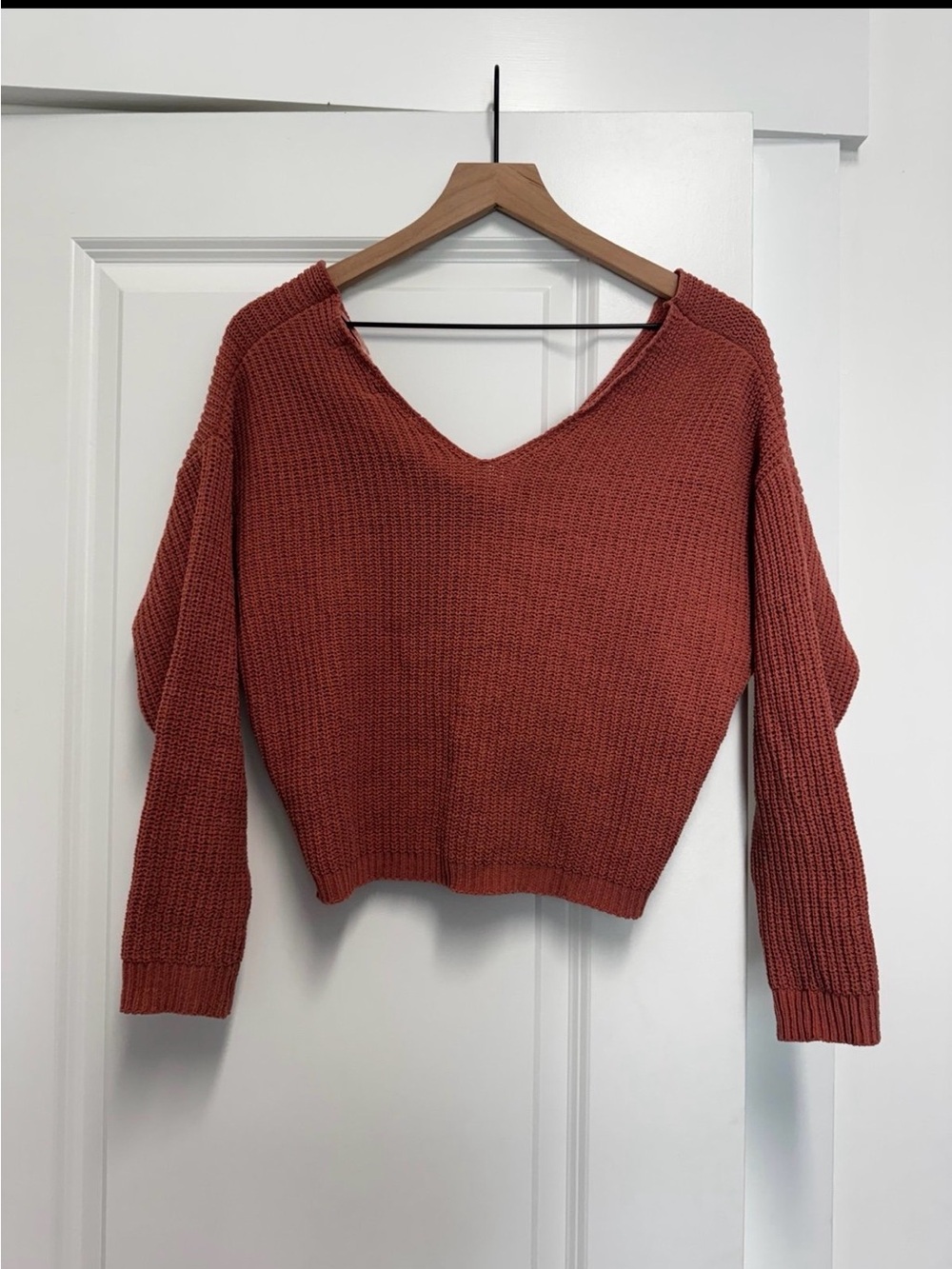 Jessica Simpson Rust V-Neck Chunky Knit Sweater